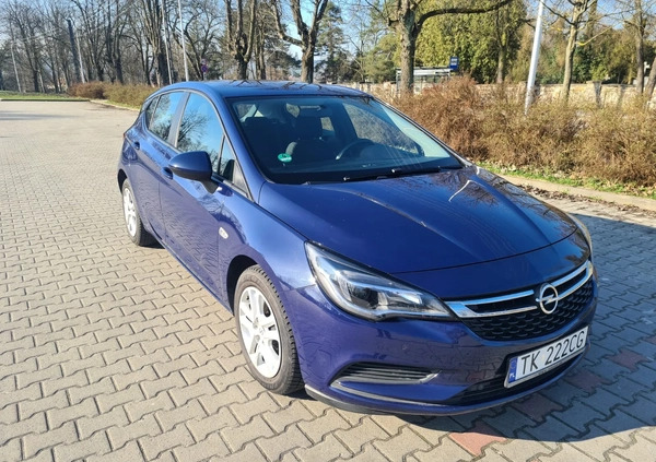 Opel Astra cena 34900 przebieg: 123000, rok produkcji 2017 z Kielce małe 92